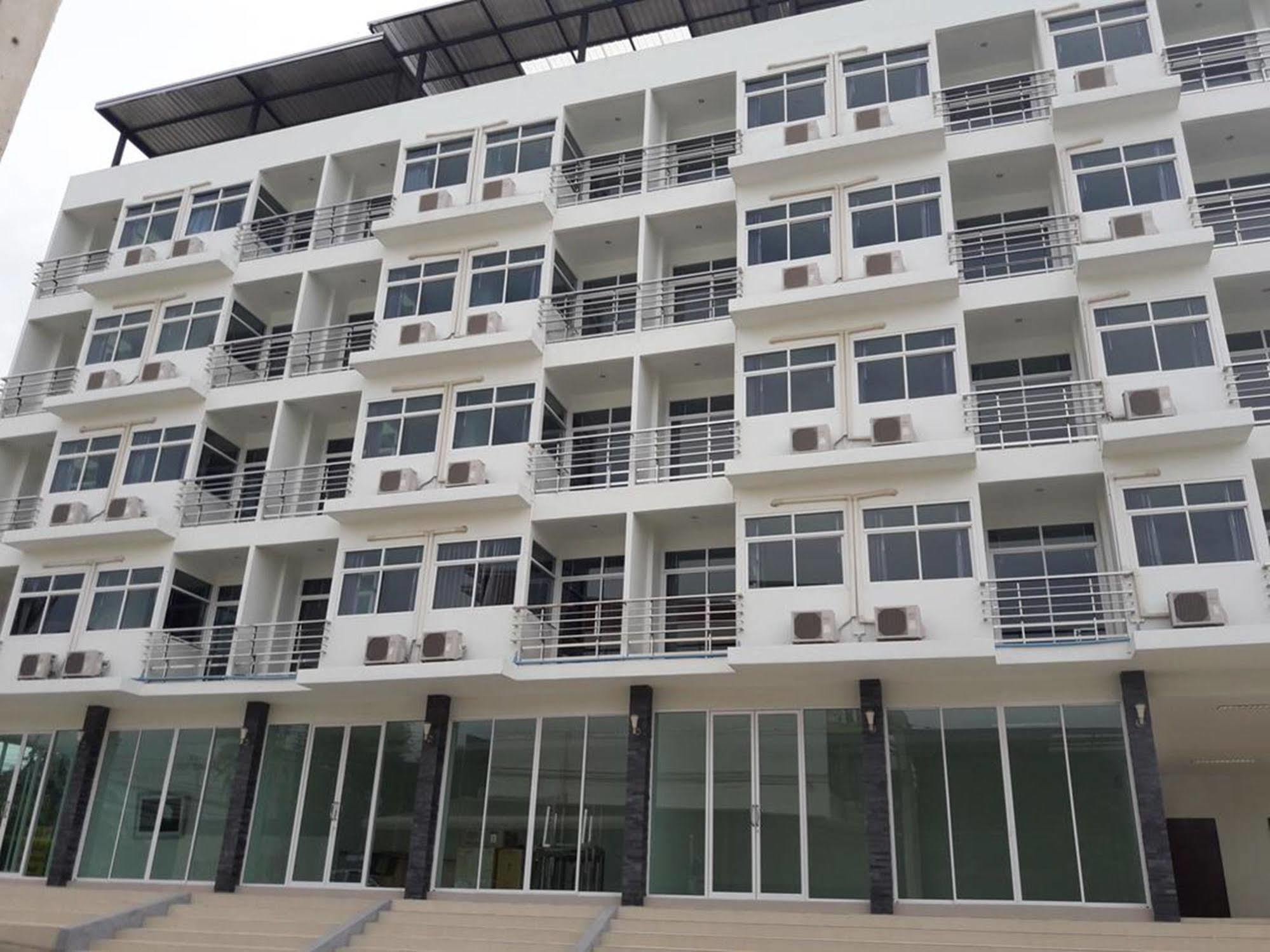 The Ztand By Airport Phuket 호텔 Ban Bo Han 외부 사진