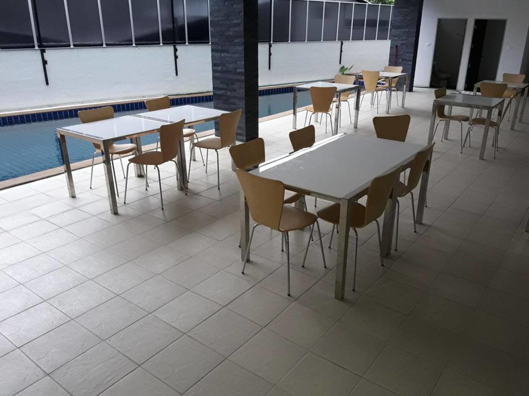 The Ztand By Airport Phuket 호텔 Ban Bo Han 외부 사진