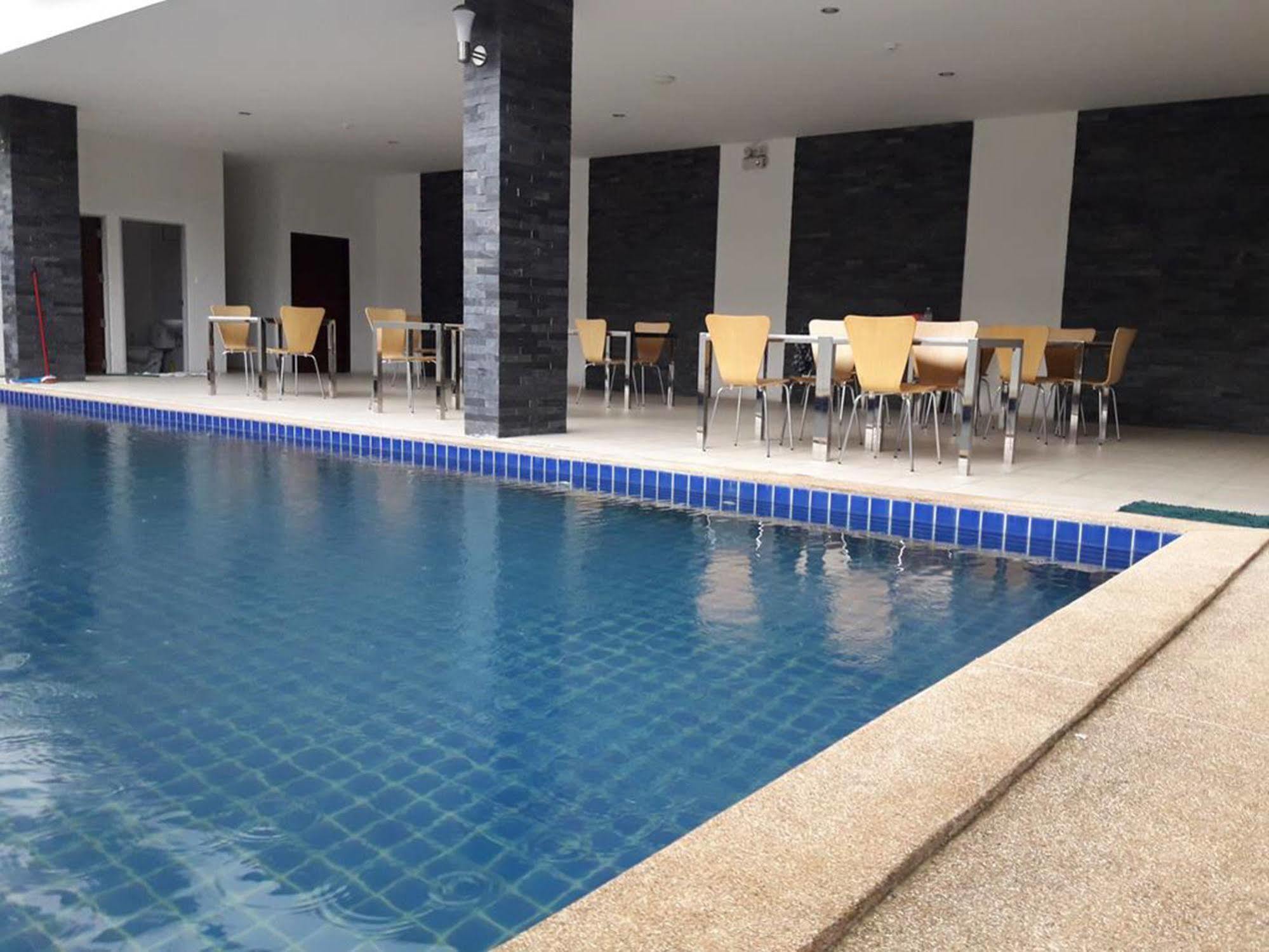 The Ztand By Airport Phuket 호텔 Ban Bo Han 외부 사진